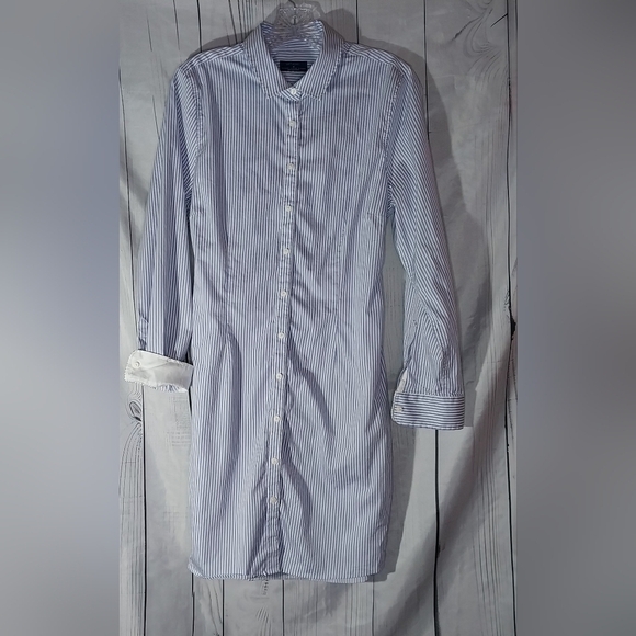 UNTUCKit Dresses & Skirts - UNTUCKit Blue And White Pinstripe Tie Waist Long Sleeve Shirt Dress